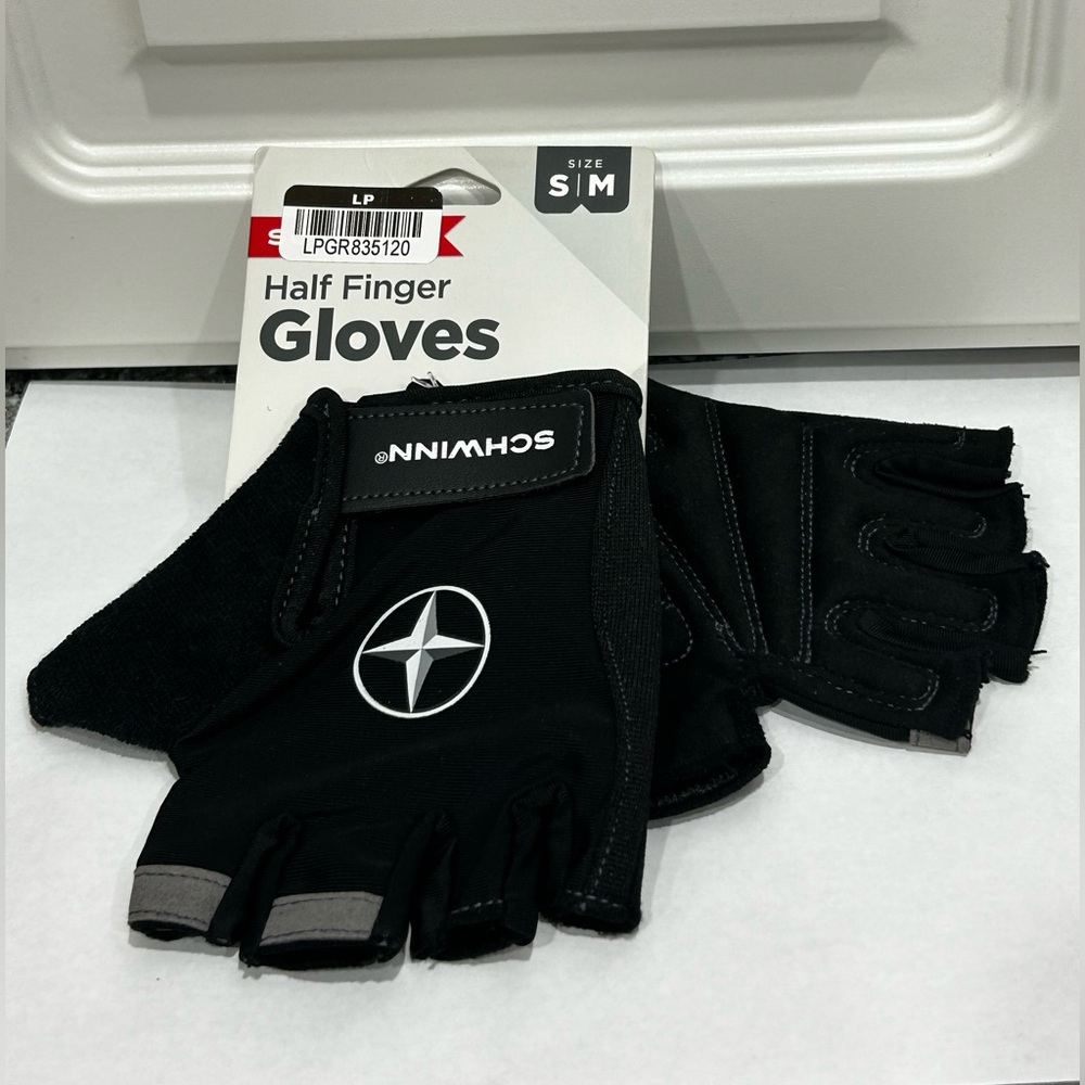 Schwinn Half-Finger Bike Gloves S/M Black Padded Cycling Fitness